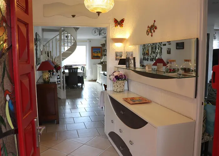 La Maison Du Théâtre * Sanary-sur-Mer